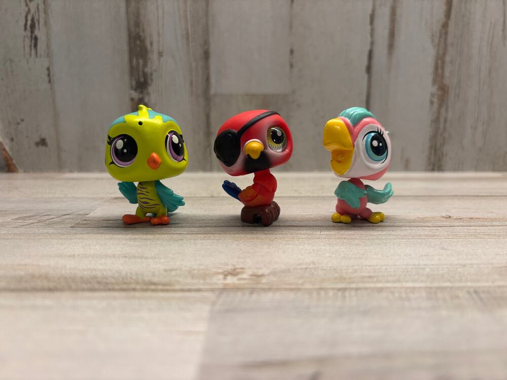 Littlest Pet Shop LPS Vintage Bird Peacock Parrot Canary Lot EUC